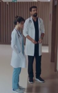 Mucize Doktor Ferman ve Nazlı Ayakkabı markası Adidas