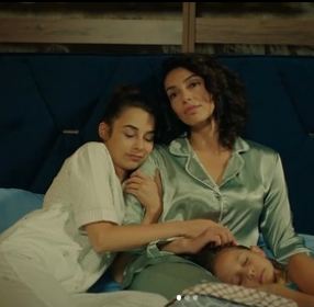 Maria ile Mustafa dizisi Nadire pijama markası